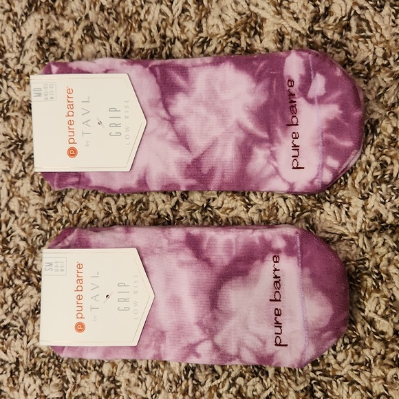 Pure Barre x Tavi Low-rise Grip Socks - Purple Tie Dye - Picture 1 of 3